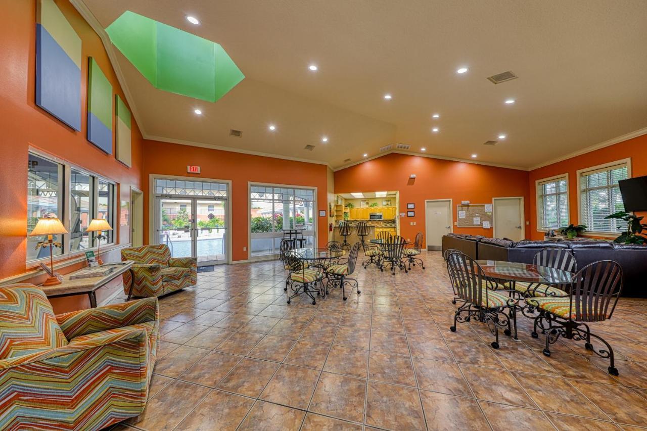 Oceanwalk Condos Bethune Beach Экстерьер фото