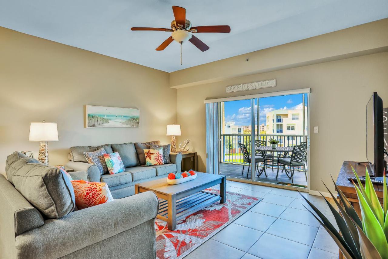 Oceanwalk Condos Bethune Beach Экстерьер фото