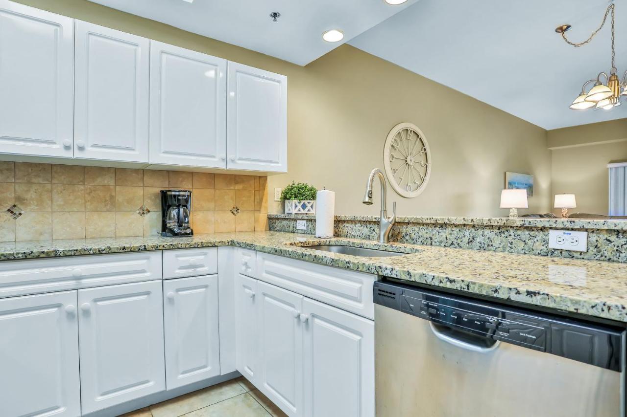 Oceanwalk Condos Bethune Beach Экстерьер фото