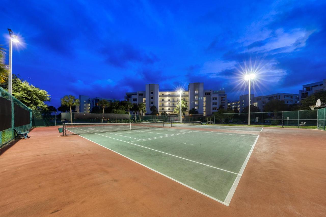Oceanwalk Condos Bethune Beach Экстерьер фото