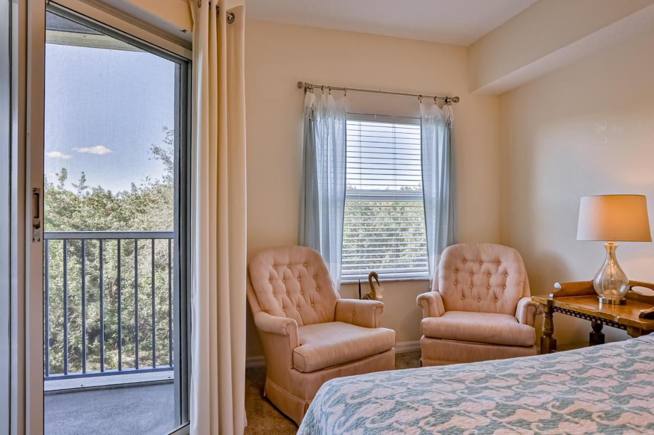 Oceanwalk Condos Bethune Beach Экстерьер фото