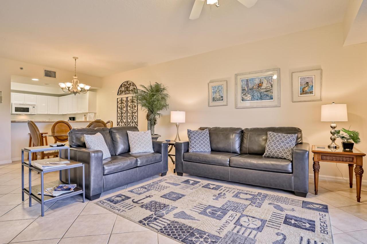 Oceanwalk Condos Bethune Beach Экстерьер фото