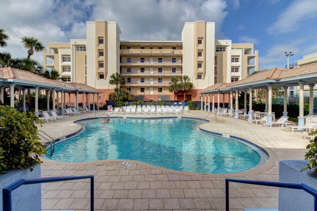 Oceanwalk Condos Bethune Beach Экстерьер фото